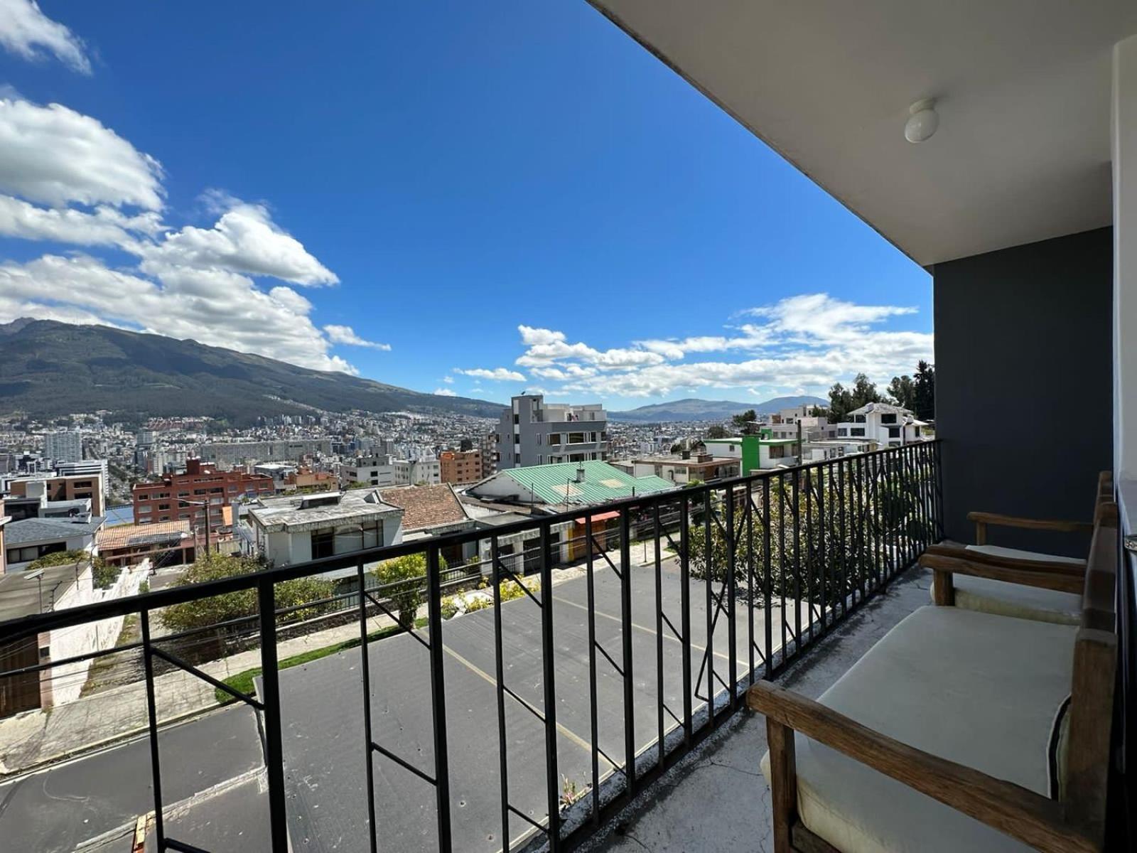 St. Gallen Haus Quito Exterior foto
