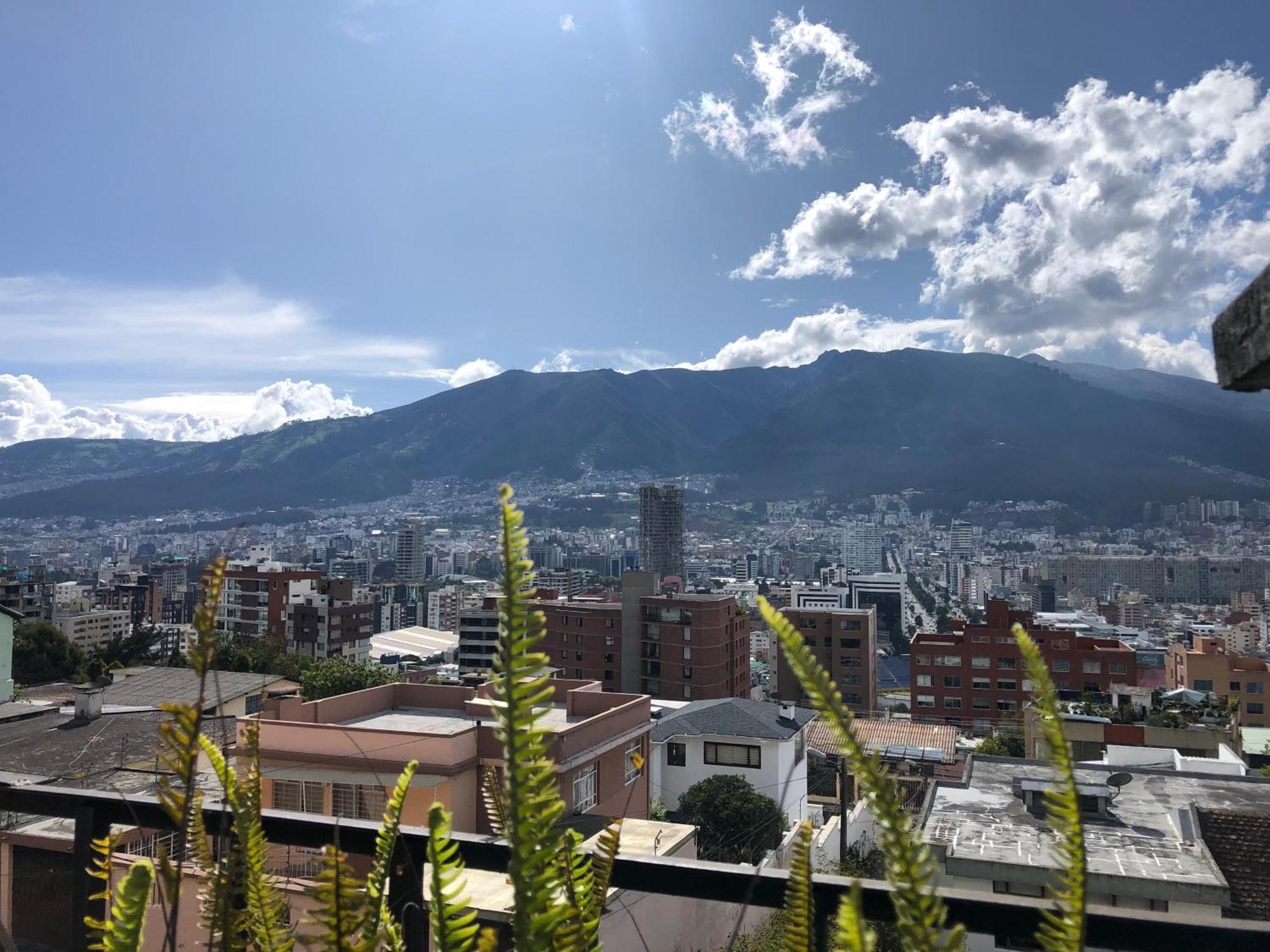 St. Gallen Haus Quito Exterior foto