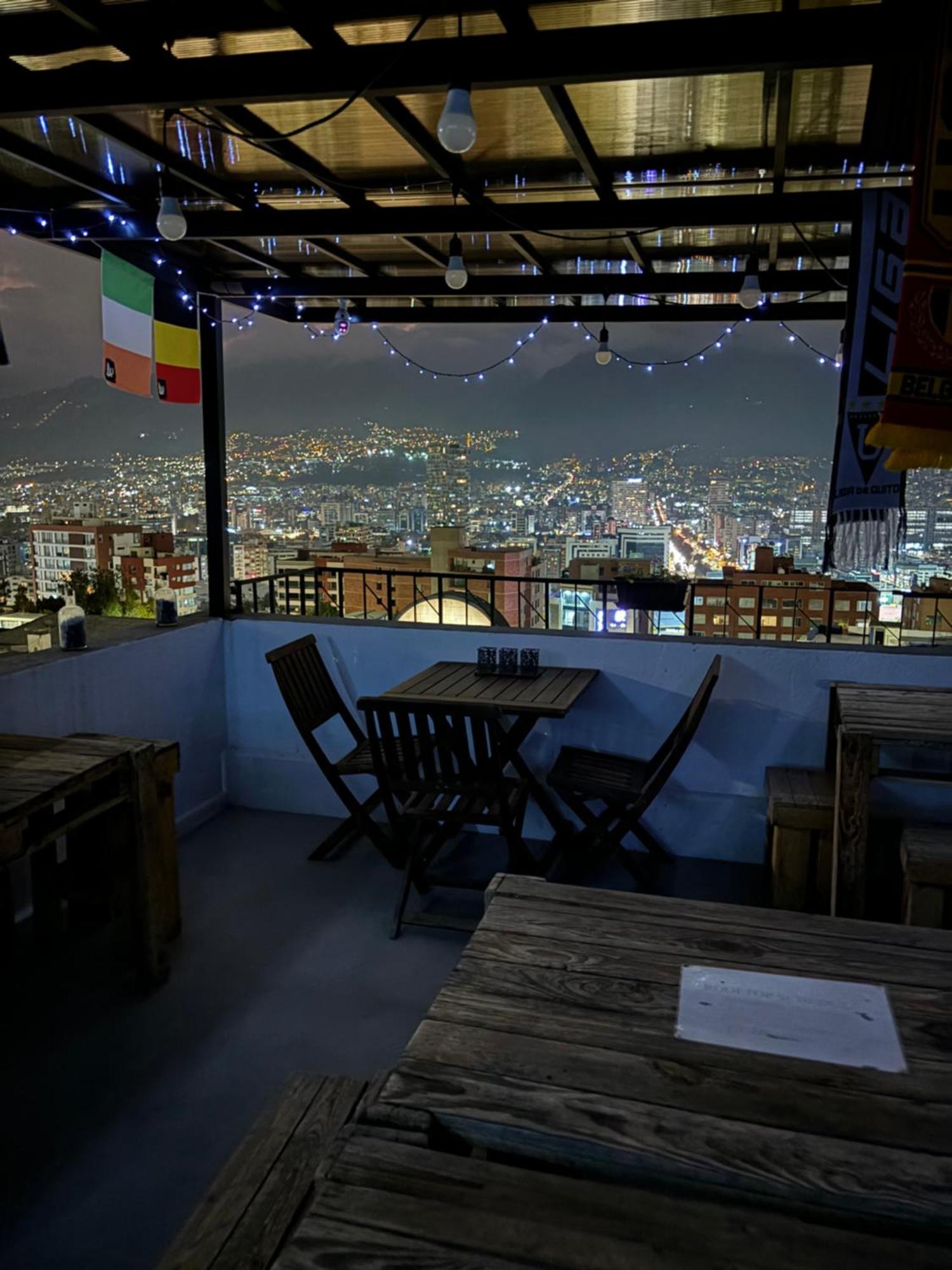 St. Gallen Haus Quito Exterior foto