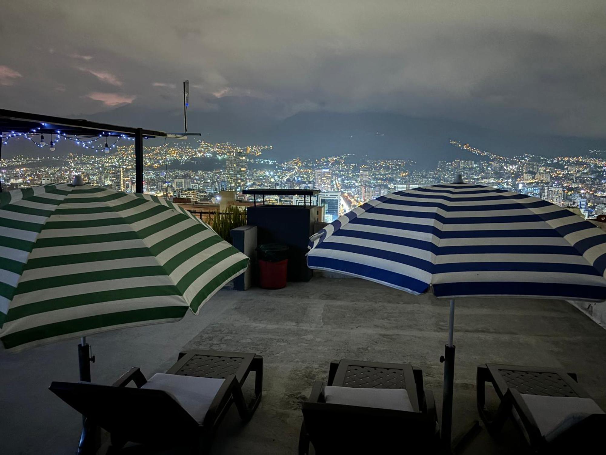 St. Gallen Haus Quito Exterior foto